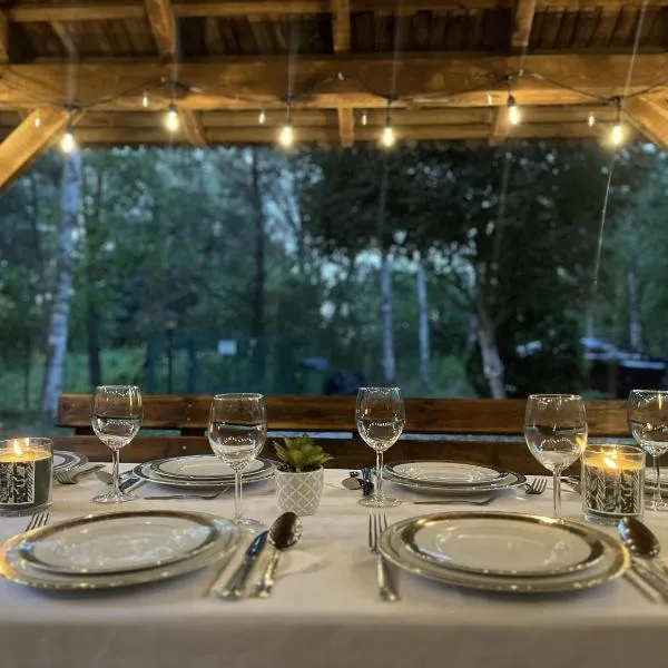 Domek w niebie, khách sạn ở Kazuń Bielany