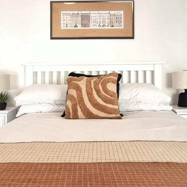 Simply Stay, hotel in Monaghan