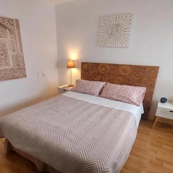 Amplio apartamento con terraza con vistas "Victoria Stay"، فندق في ألكالا لا ريال