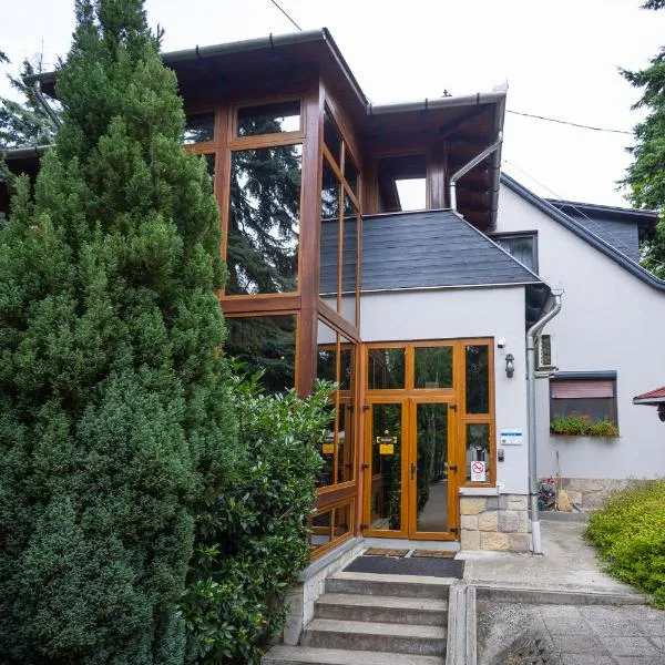 4 Évszak Völgyhotel, hotel in Mátrafüred