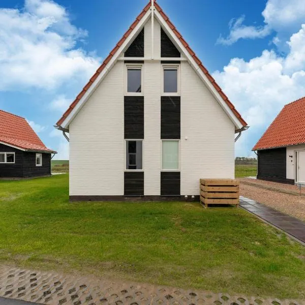 Modern holiday home by the sea with sauna, khách sạn ở Scherpenisse