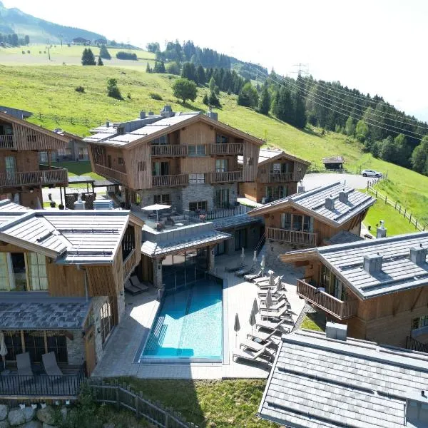 CHALET VILLAGE ZAGLGUT, Air-Conditioned Chalets with Fantastic Panoramic Views, Wellness & Summer Card Included, hotel u Kaprunu