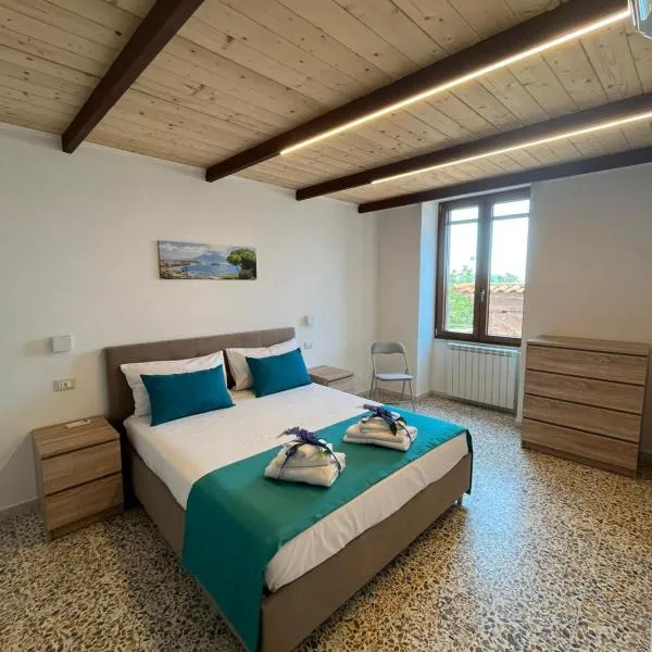 Nello House, hotel sa Vico Equense
