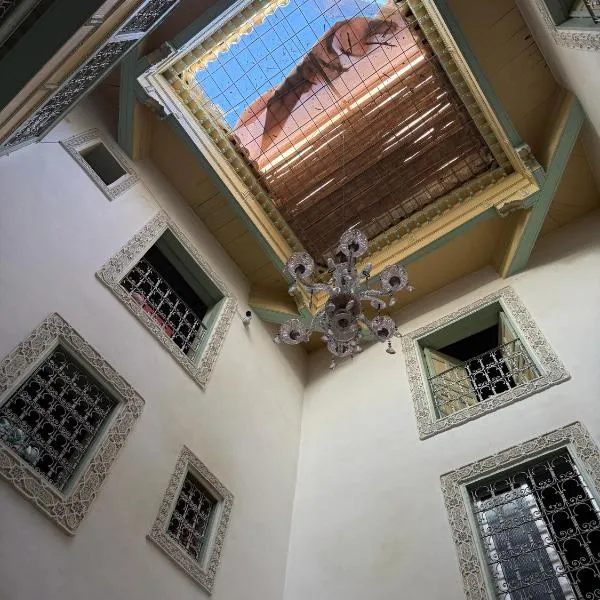 Backpackers Riad, hotel a Fes