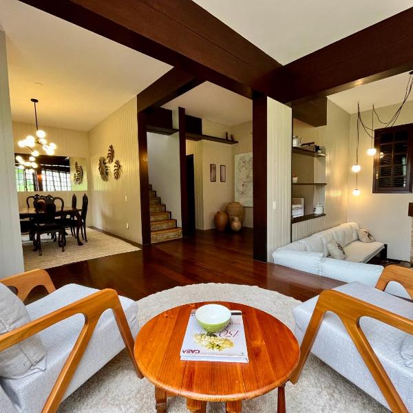 Casa 03 Vale Boa Vista - Charme Rústico em Condomínio com Área de Lazer Completa