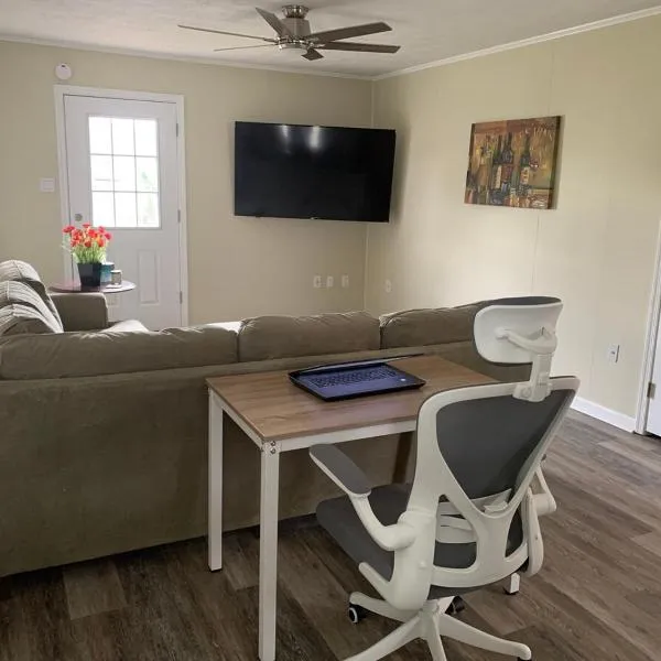 Day Street - Walk to Harpers Ferry NP, hotel v destinaci Bolivar