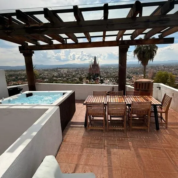 LUXO Casa en San Miguel de Allende Centro con Vistas Panorámicas, hotel en San Miguel de Allende