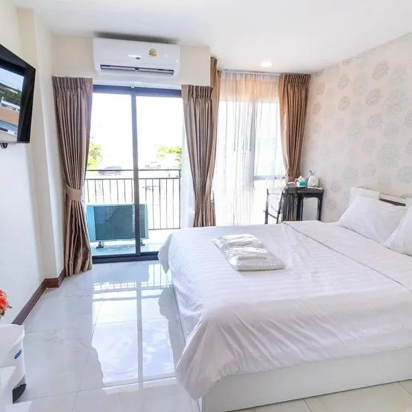 Arunsakhon luxury condo, hotel in Ban Khok Kham