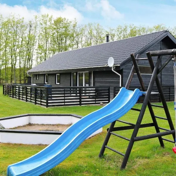8 person holiday home in Storvorde-By Traum, hotel v destinaci Storvorde