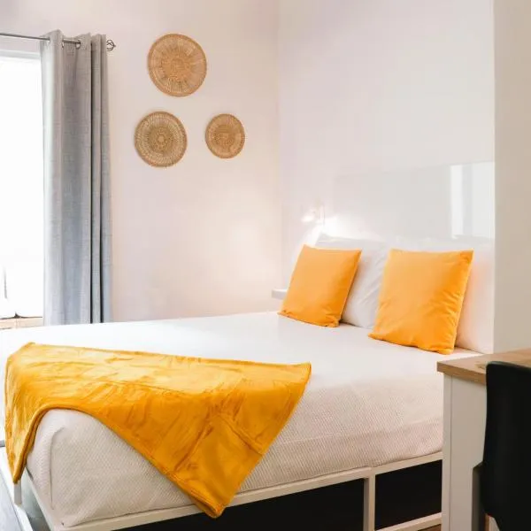 Social Lodge Cabouqueira Studios, hotel di Funchal