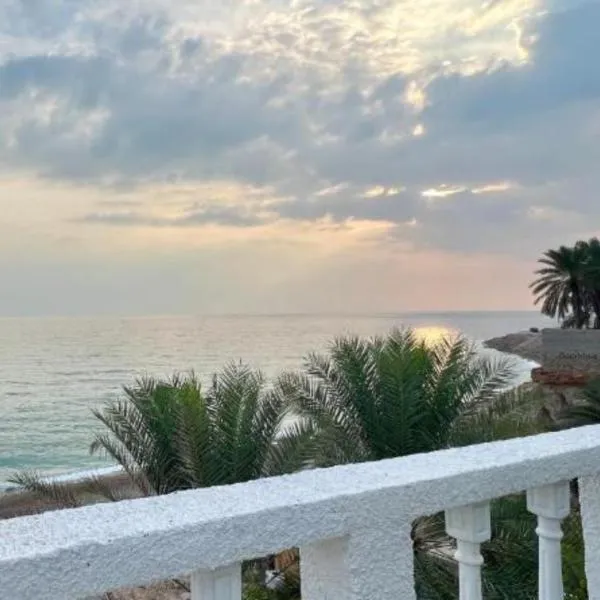 Wadi shab Beach Resort, hotel in Sur