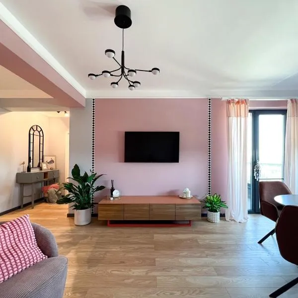 Park Apartments, hotel in Focşani