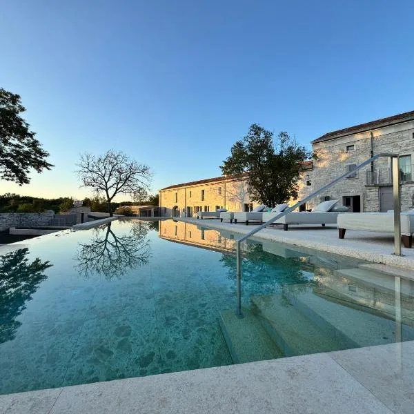 The B luxury countryside, hotel in Muntrilj