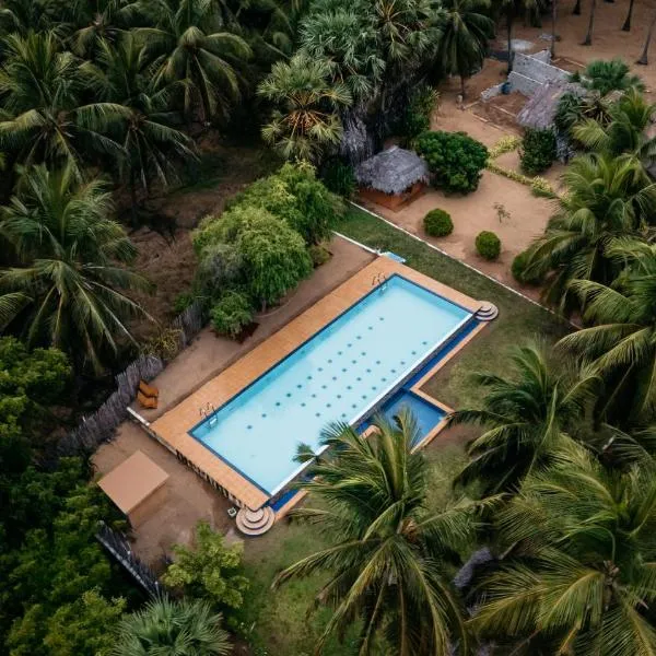 Roshanne Beach Resort、カルピティヤのホテル