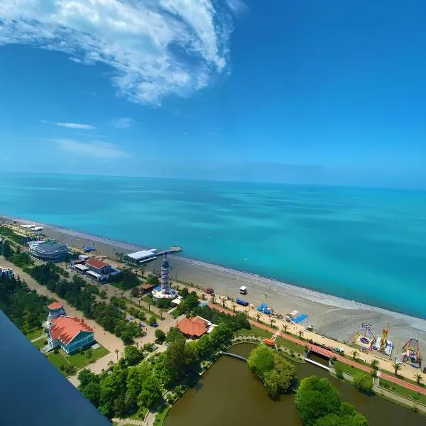 Luxury Living Orbi City Batumi, hotel in Batumi