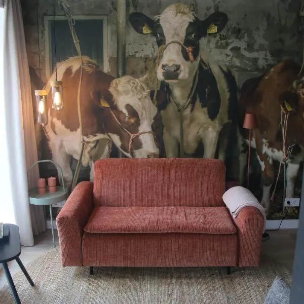 Hoeve Altena Barn, ξενοδοχείο σε Woudrichem