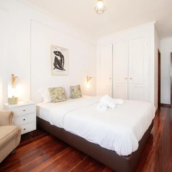 Cozy Traveller Apartment & Garage, hotel di Aveiro
