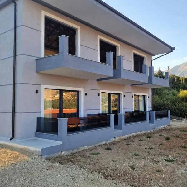 Apelistra Rooms, hotel in Himare