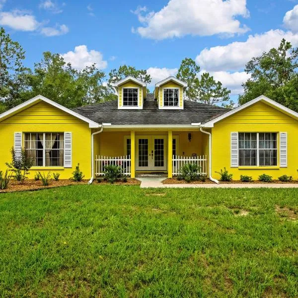 The Chubbi Mermaid- Crystal River, מלון בקריסטל ריבר