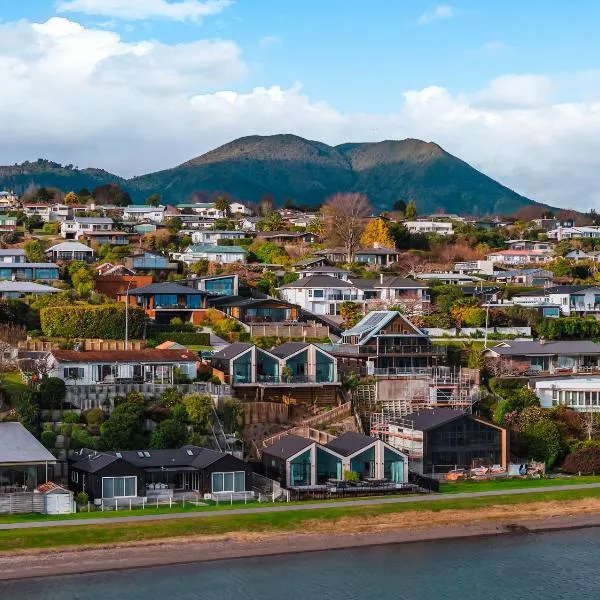 Premium Lakefront Unit Spa Pool, hotel v destinaci Taupo