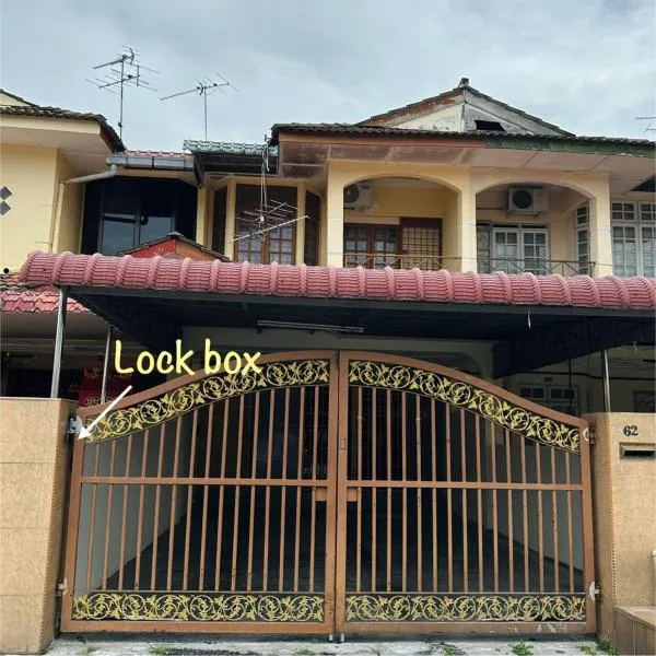 CYC homestay 18 pax, hotel in Kampong Batu Lapan