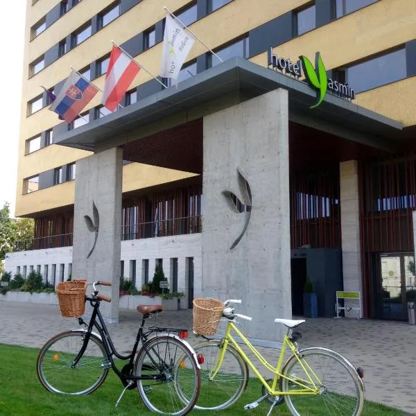 Hotel Yasmin Košice: Košice şehrinde bir otel