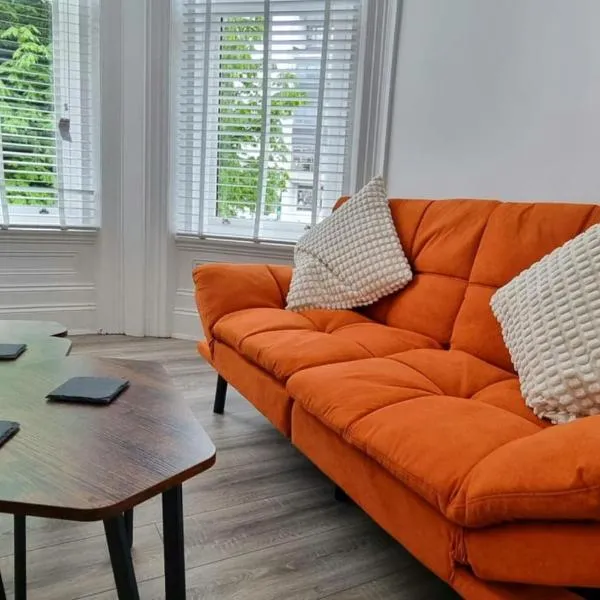 Tower House Apartments, hotel in Wakefield