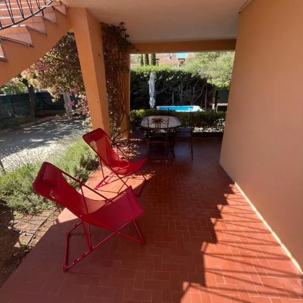 villa Kerlaf, hótel í Fréjus