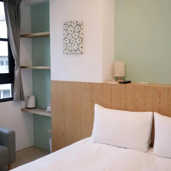 有某行旅 yóu mǒu hostel, hotel in Tainan