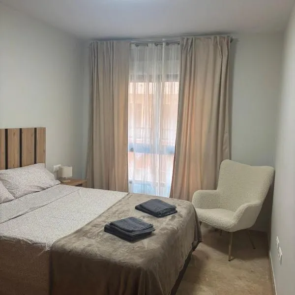 Pintor Llorens Apartment, hotel u gradu 'Denia'