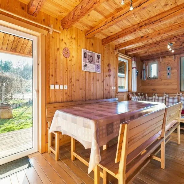 Chalet in Harreberg with Garden Views、Harrebergのホテル