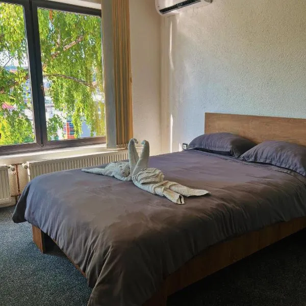 Apartman Alinac, hotel in Cazin