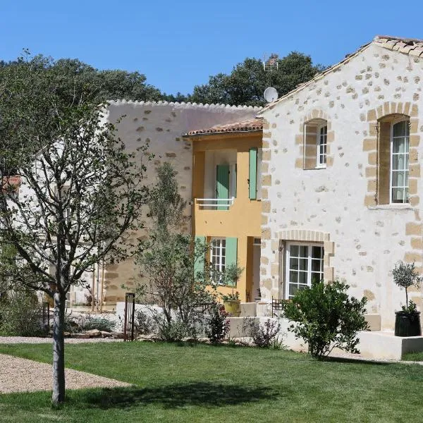 Domaine Robert, hotel in Rognes