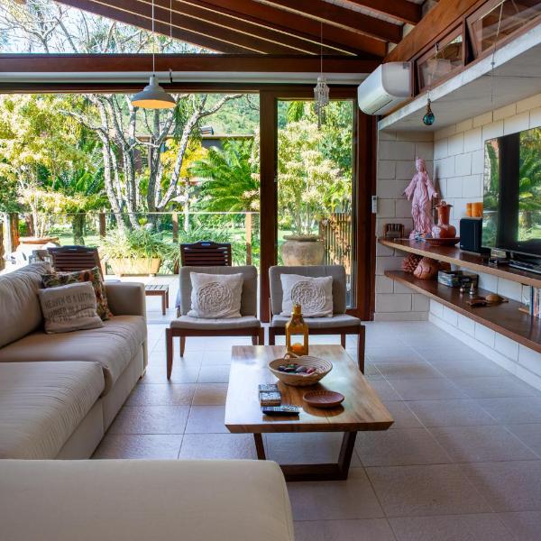 Casa Espetacular com Jacuzzi Churrasqueira e WIFI