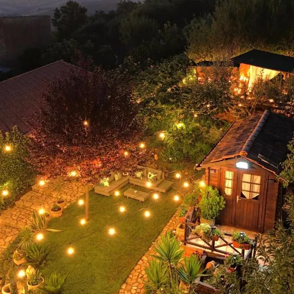 La Dimora di Pietra - Madonie Private Villa Whit Heated Outdoor Spa（La Dimora di Pietra-Madonie Private Romantic Villa with Hot Tub）、Blufiのホテル