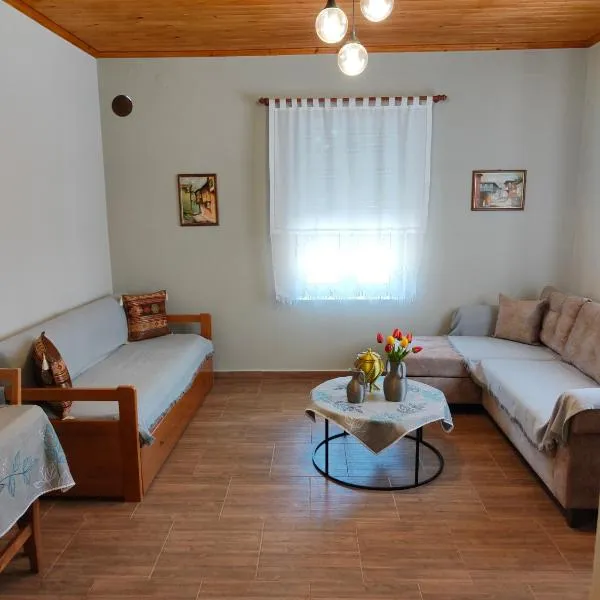Villa Stella, hotel in Maronia