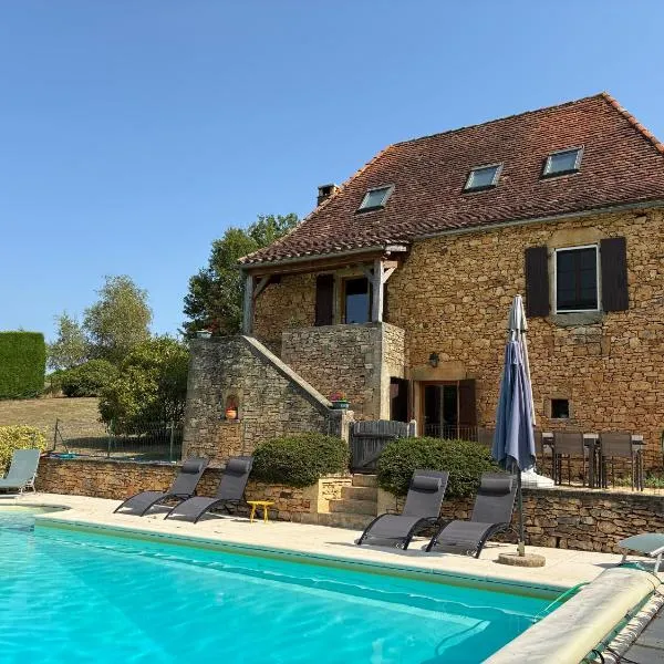Gîte de charme à la campagne, hotel em Besse