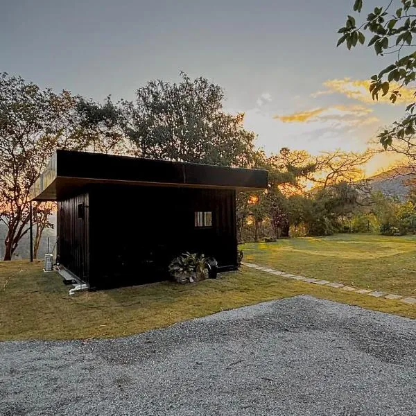 Chale Container no Centro de Petrópolis, готель у місті Петрополіс