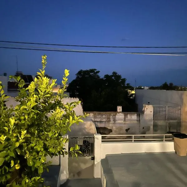 Lemonia, hotel in Megara