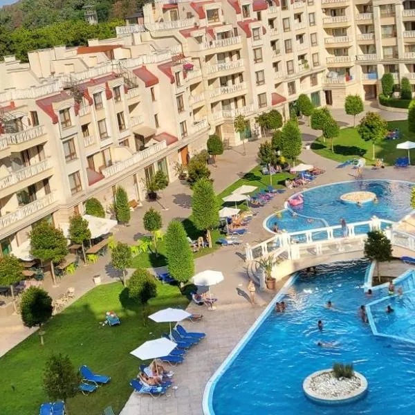 Apartament Silvi Super View, hotel ve Varně