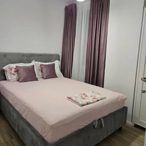 Lovely Apartment, hotel di Techirghiol