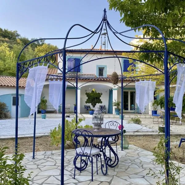 Nuits Colibri, Rose Poudré, hotel em Fozières