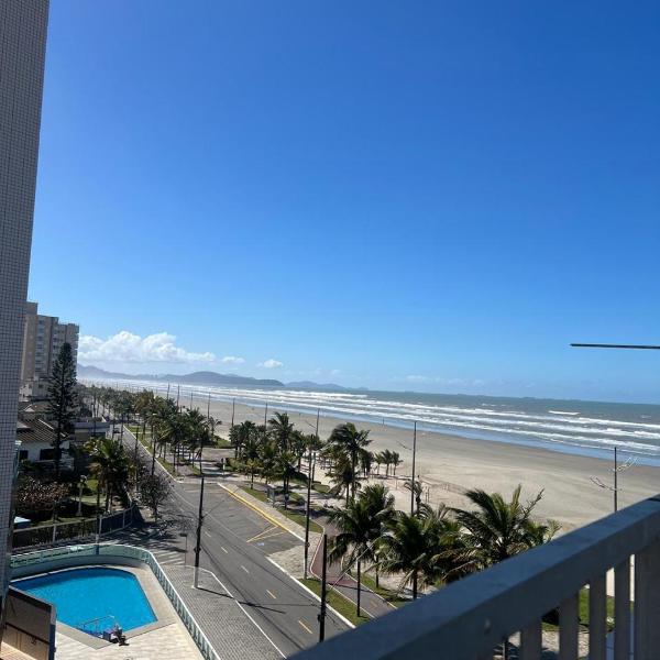 Frente mar novo e tranquilo
