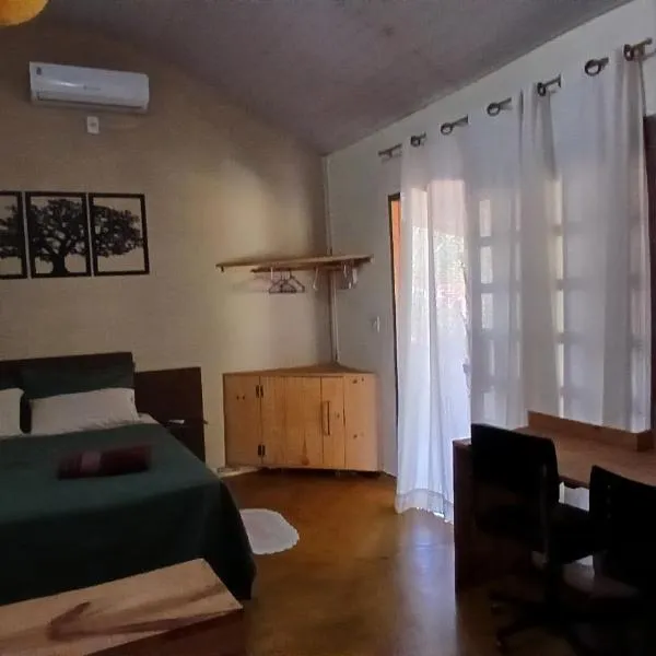 Chalé Toca do Vento com Ar Condicionado, Centro, Cavalcante, hotel in Cavalcante