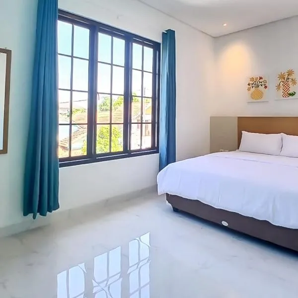 Happy Living Syariah near Stasiun Klaten Mitra RedDoorz, ξενοδοχείο σε Klaten