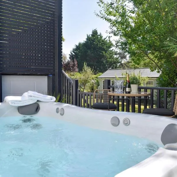 The White House Retreat, hotel in Findon