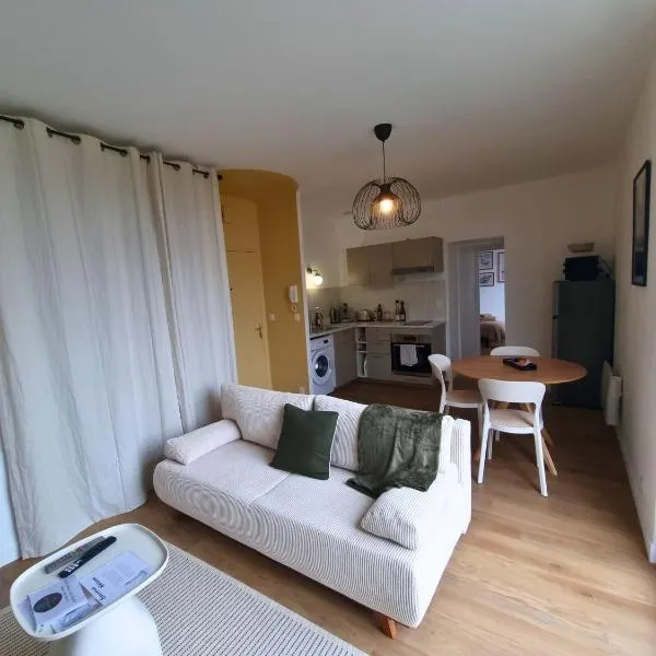 Joli appartement à Paimboeuf, hotel em Saint-Paimboeuf