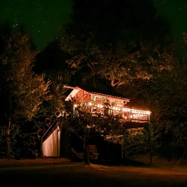 Langaland Glamping, hotel di Susenii Bîrgăului
