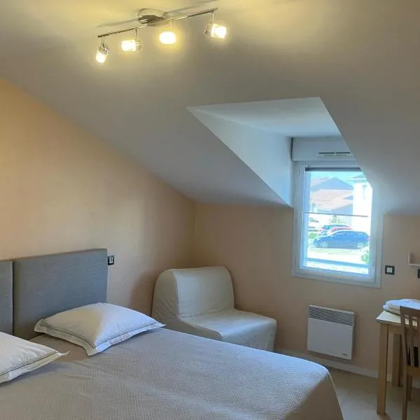 Greg House 49 - Chambres d'hôtes jusqu'à 7 personnes, hotel em Beaupréau