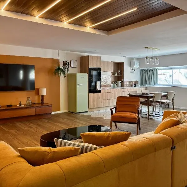 Cozy Loft tout équipé au cœur de Saint-Lô, hotel in Saint Lo